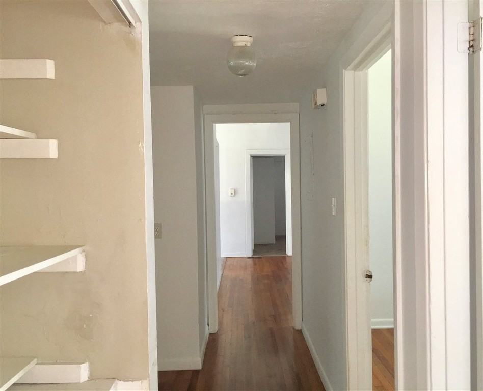 1655 Sharkey St - Photo 5 of 7