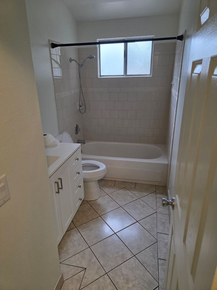 2601 Spinnaker Ave - Photo 5 of 7