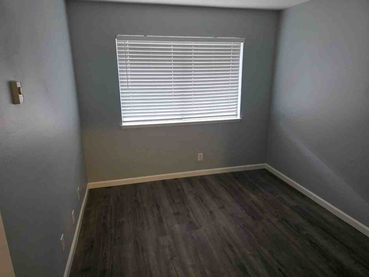 2601 Spinnaker Ave - Photo 7 of 7