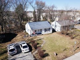 125 N Bryan Ave - Photo 1 of 1