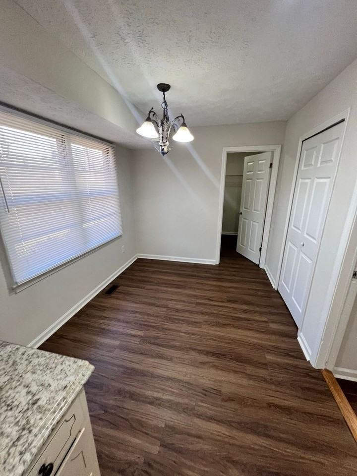 4431 Bryant Dr Sw - Photo 7 of 19