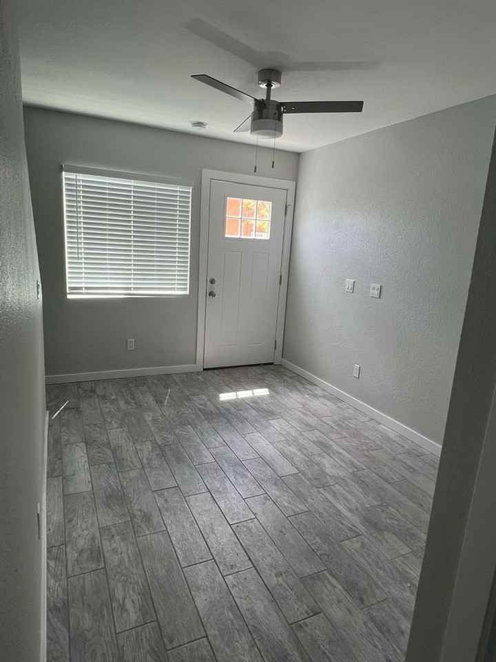 12717 W Amy Dr #2 - Photo 5 of 12