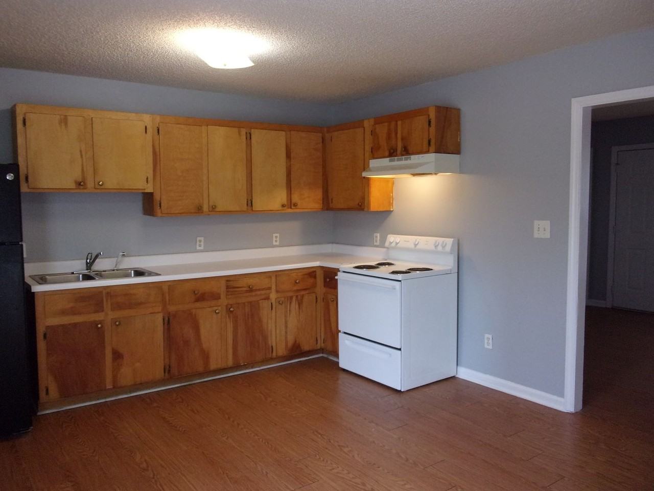 127 Patterson Ct - Photo 6 of 16