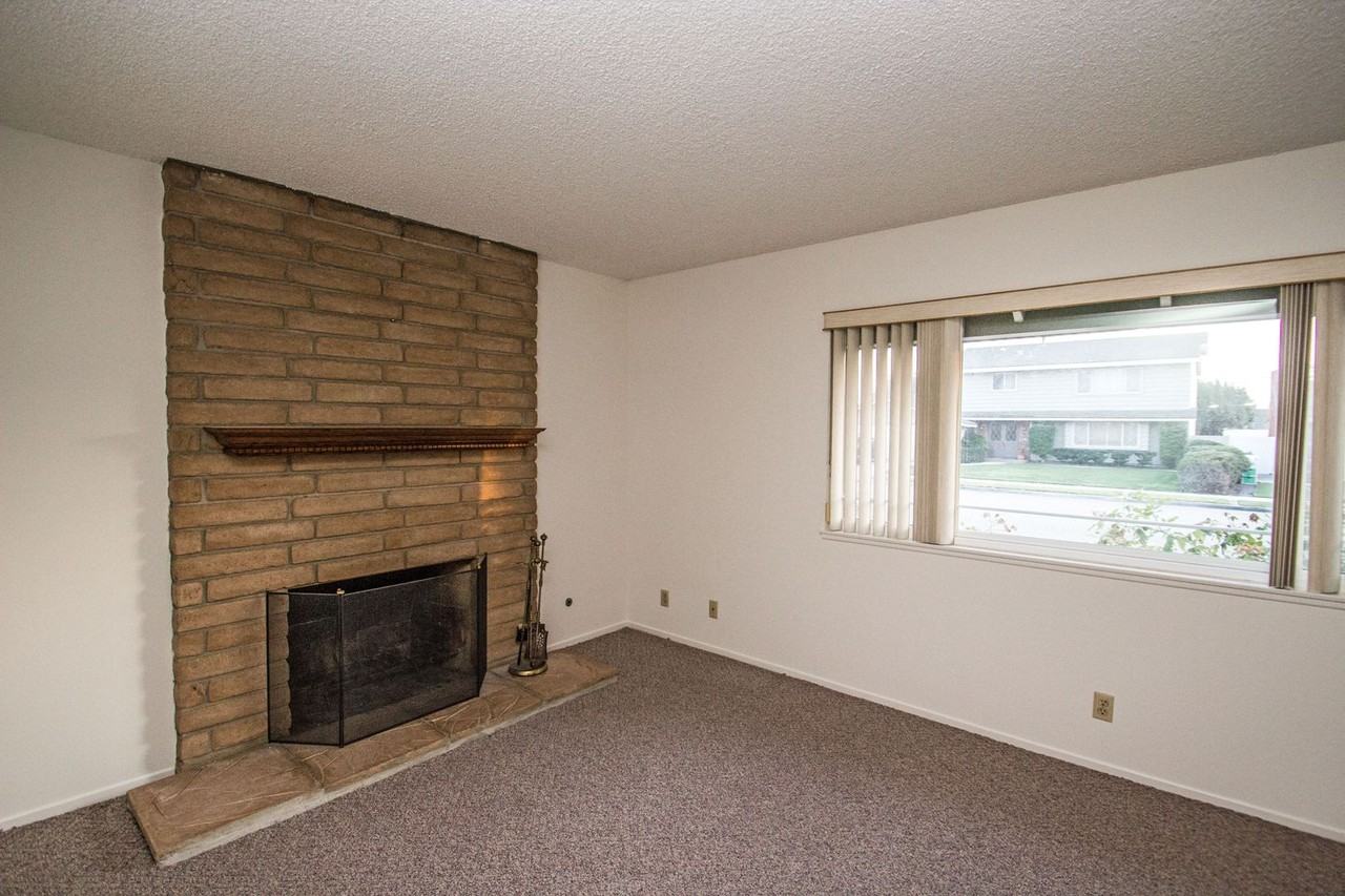 535 Lawnwood Way - Photo 2 of 25