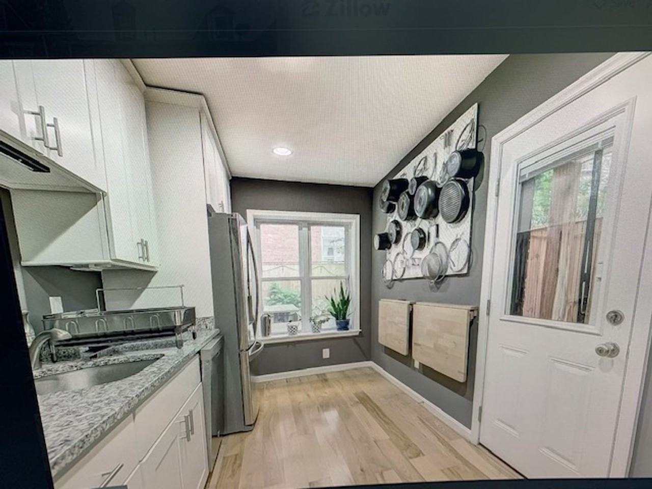 33 E Hamburg St - Photo 2 of 38