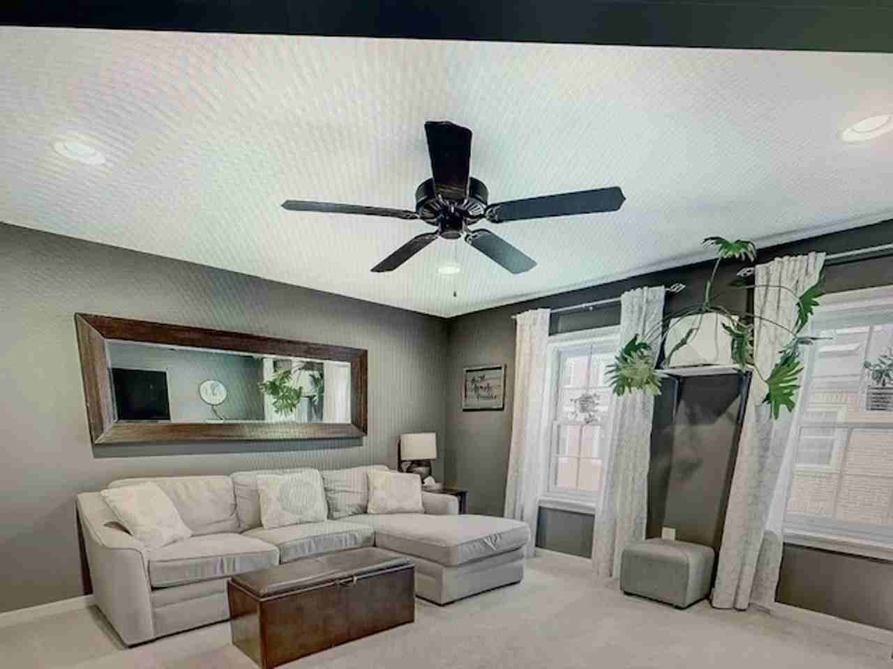 33 E Hamburg St - Photo 6 of 38