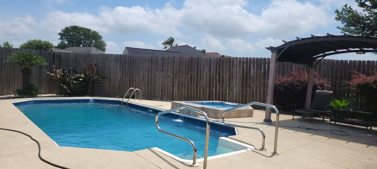 8129 Lemon Tree St - Photo 2 of 24