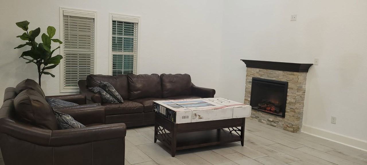 8129 Lemon Tree St - Photo 4 of 24