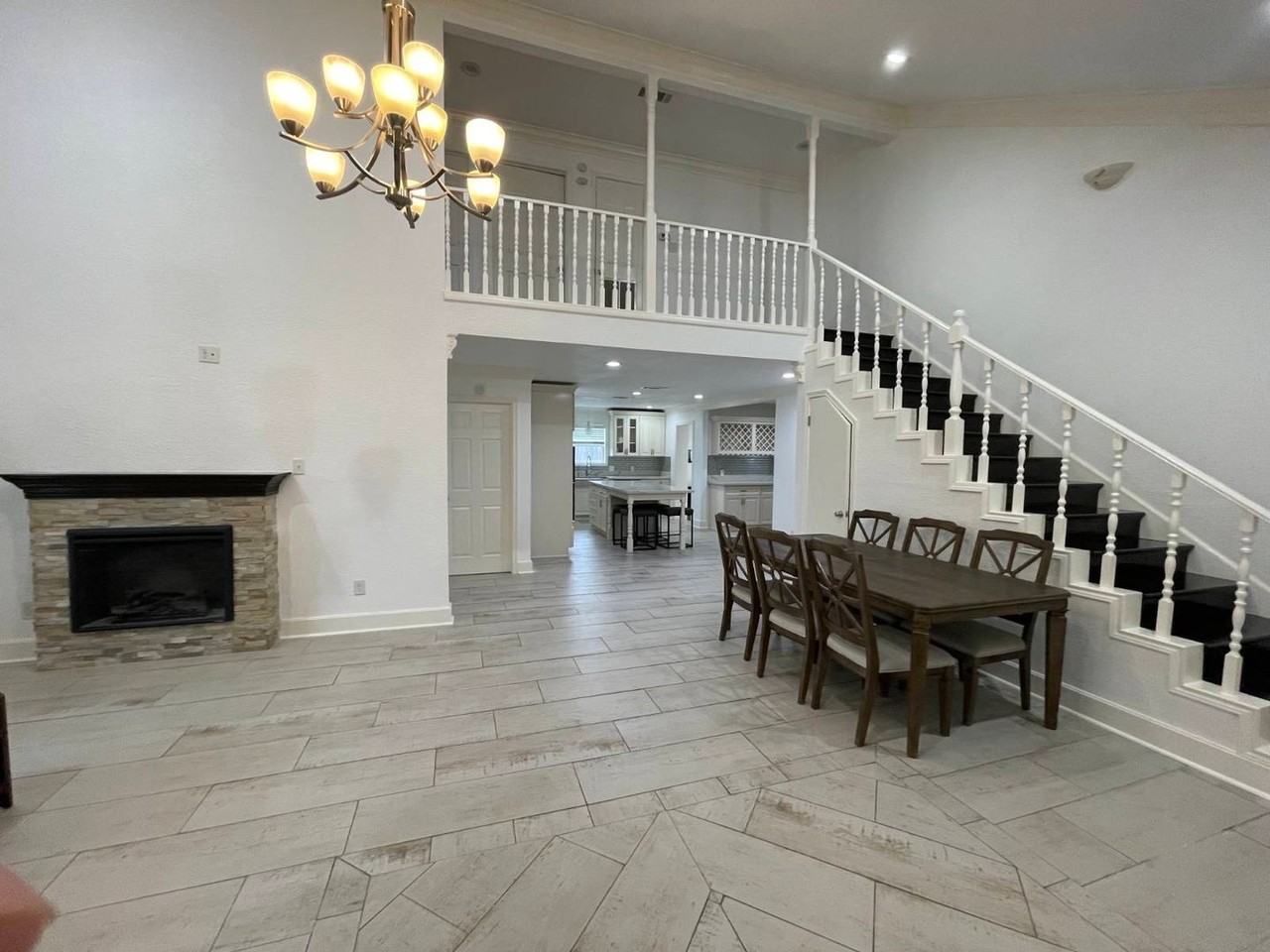 8129 Lemon Tree St - Photo 5 of 24