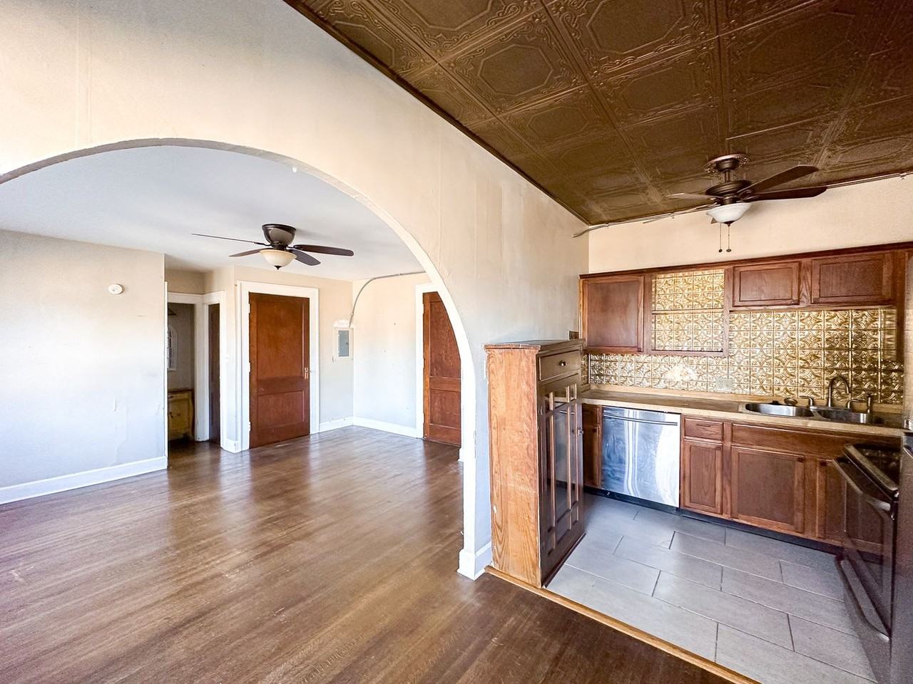 5819 E Washington St #14 - Photo 6 of 8