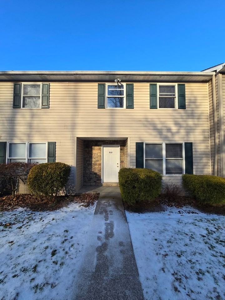 512 Harding St - Photo 2 of 10