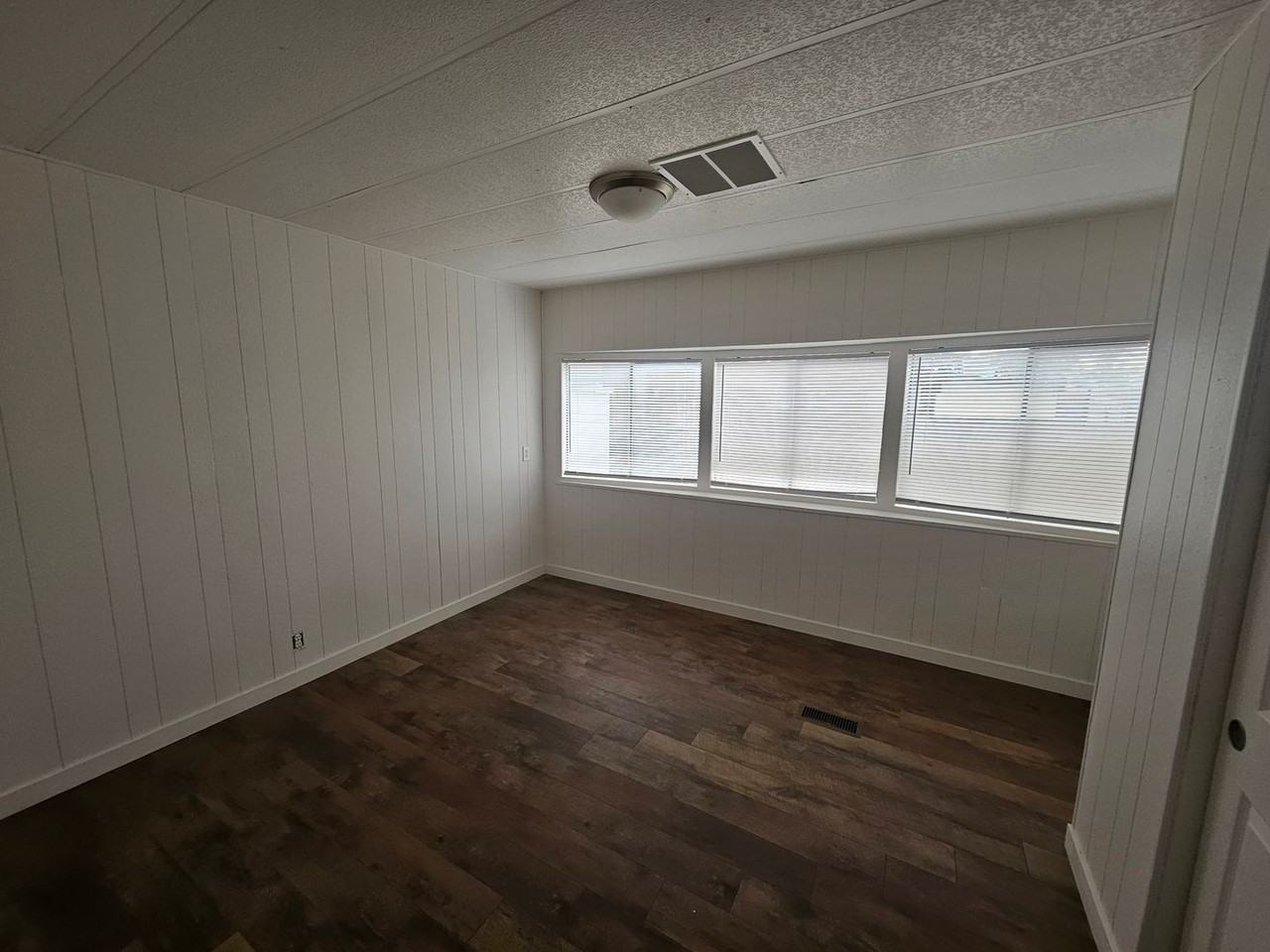 1066 Citrus St - Photo 6 of 13