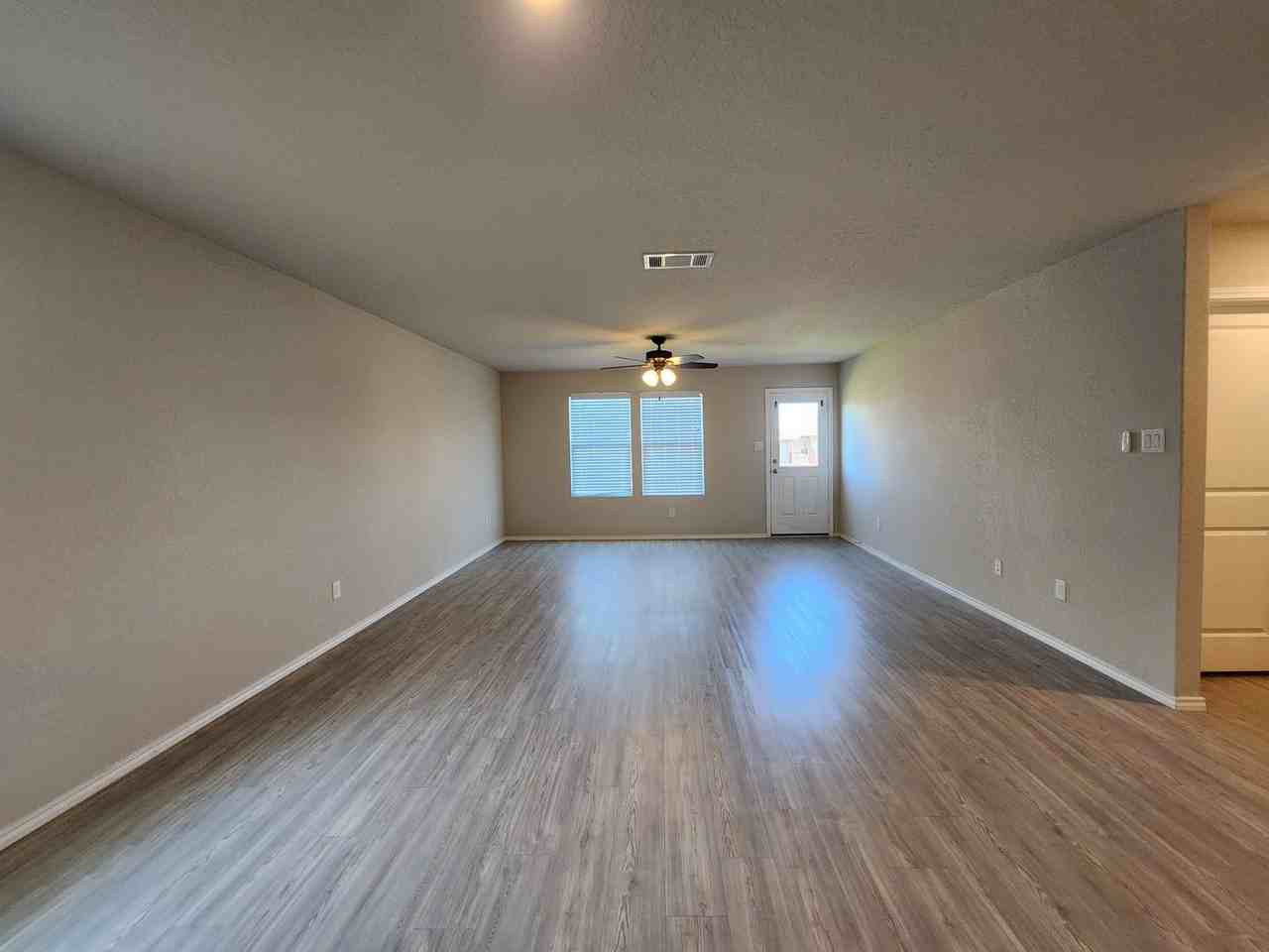 522 Blue Stem Rd - Photo 7 of 27