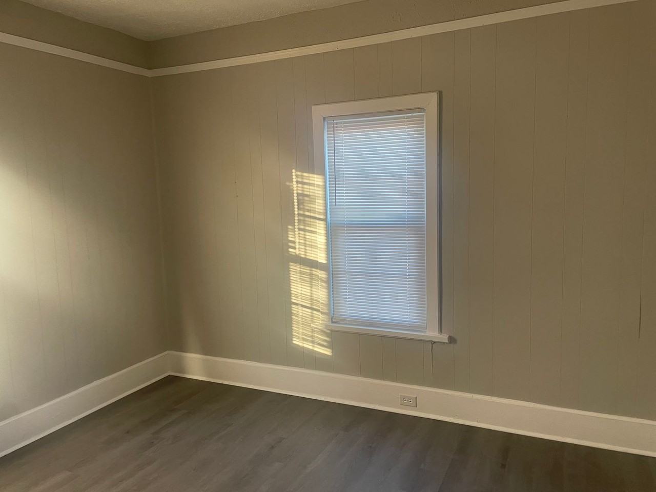 618 Loudon Ave Nw - Photo 3 of 16