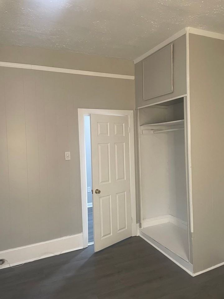 618 Loudon Ave Nw - Photo 4 of 16