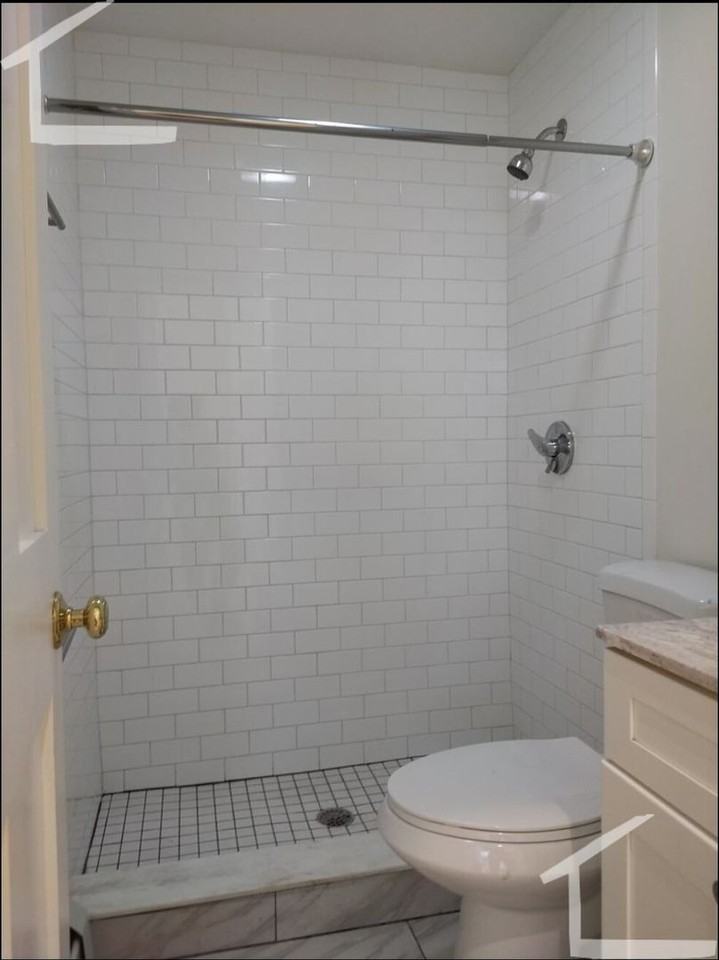 96 Calumet St - Photo 7 of 12