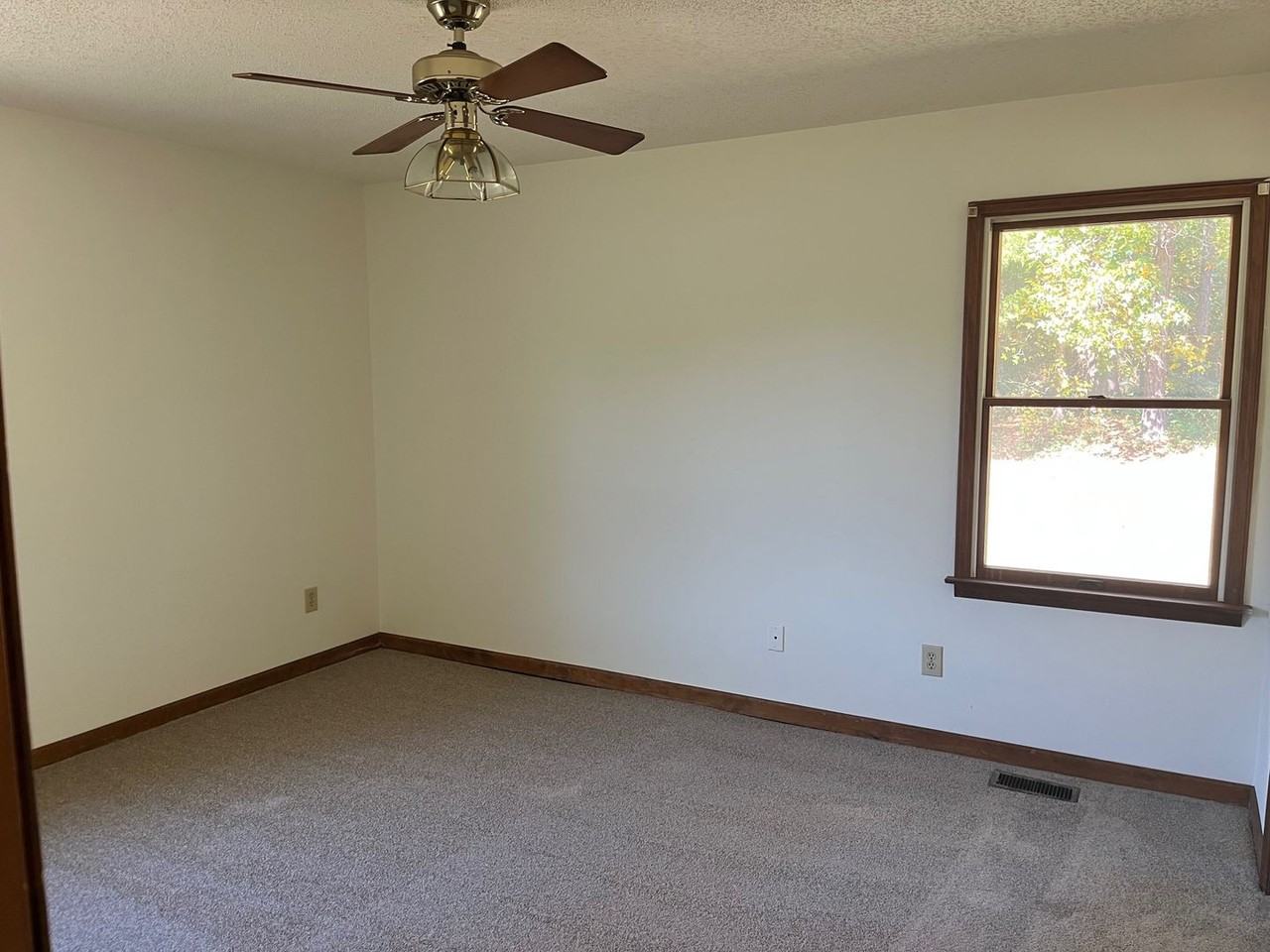 5741 Stevens Mill Rd - Photo 7 of 9