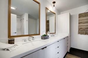 featured image of 975 Se 11th Ave