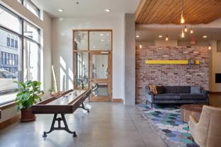 975 Se 11th Ave - Photo 1 of 1