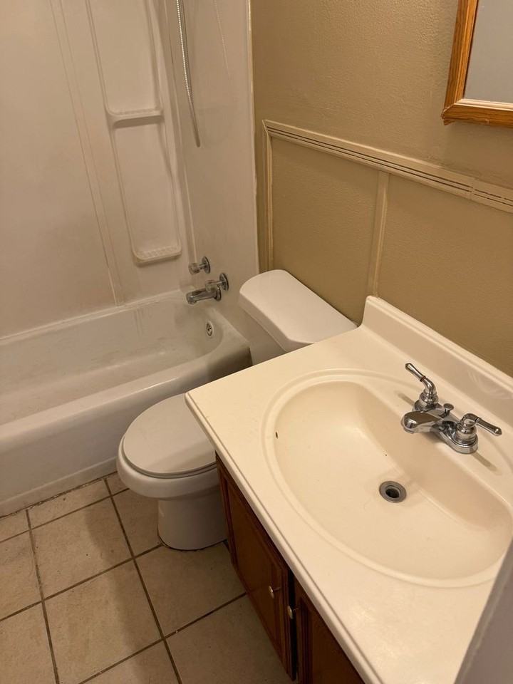 6559 Athey Ct - Photo 5 of 11