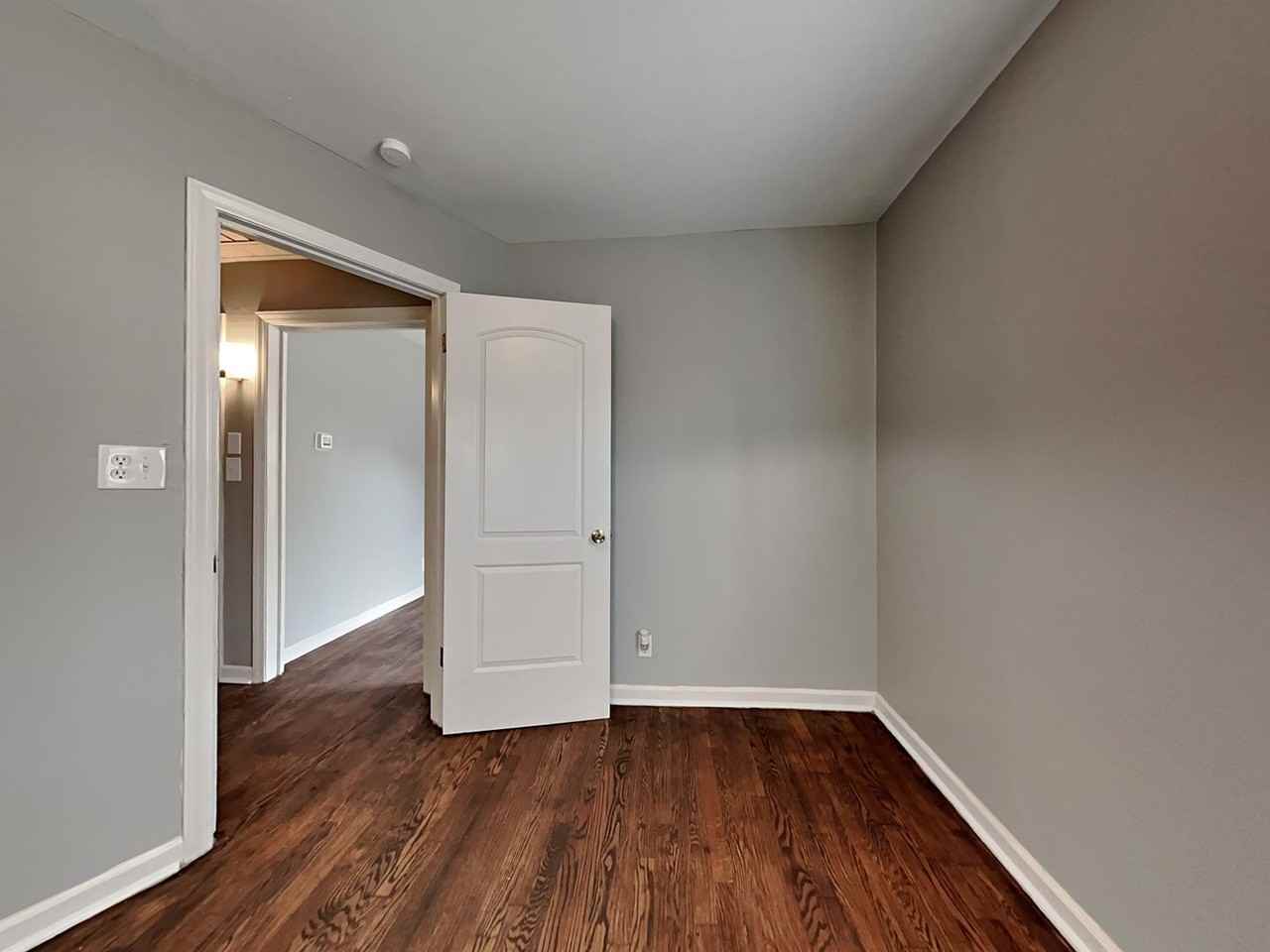 5616 E 102nd St - Photo 6 of 16