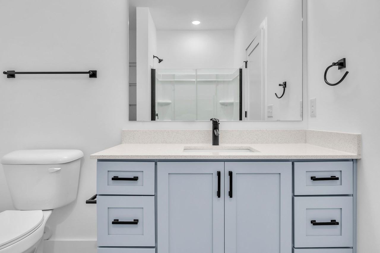 LEASING SPECIAL: three months free!  Ethos 622 Apartment Complex - Photo 7 of 35