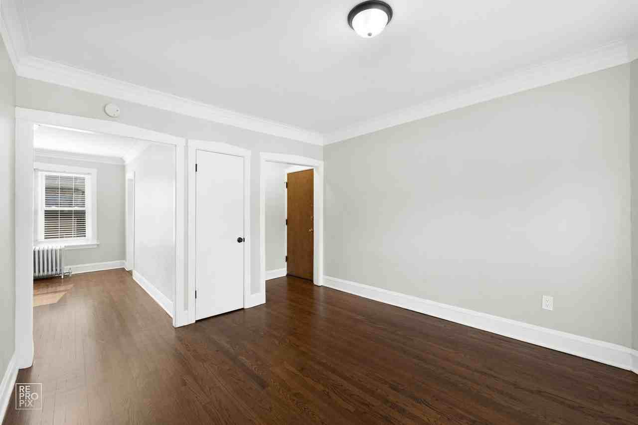 703 N Austin Blvd 5966 W Huron Chicago, IL 60644 - Photo 7 of 21