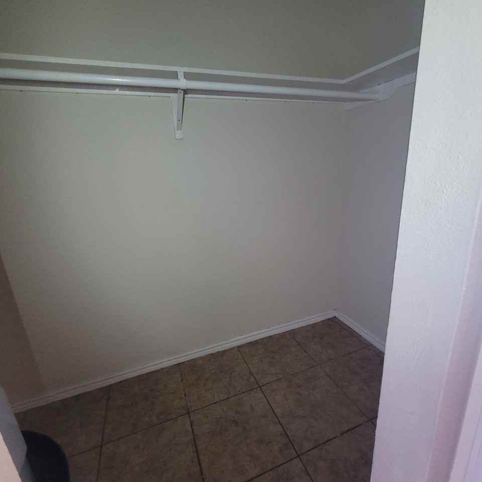 Bridge Oak Apartments - Photo 3 of 4