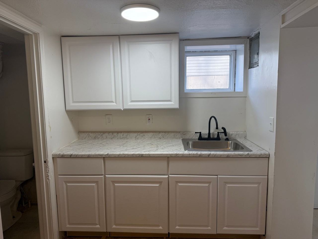 1335 S Osage St #A - Photo 2 of 16