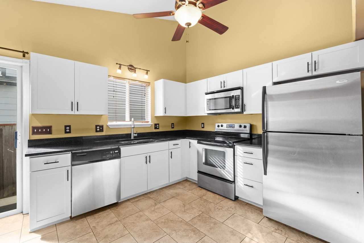 23303 E Maxwell Ave - Photo 7 of 30