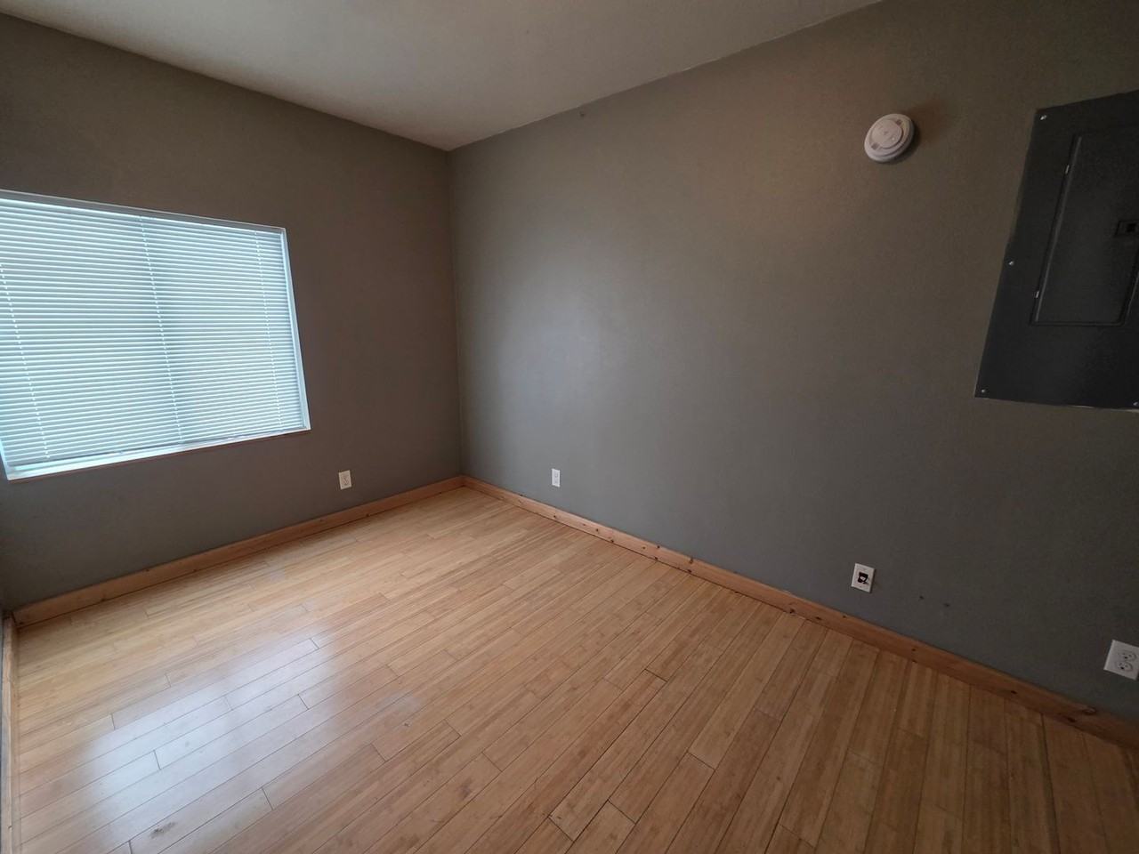 1511 Minnesota Ave Nw - Photo 5 of 9