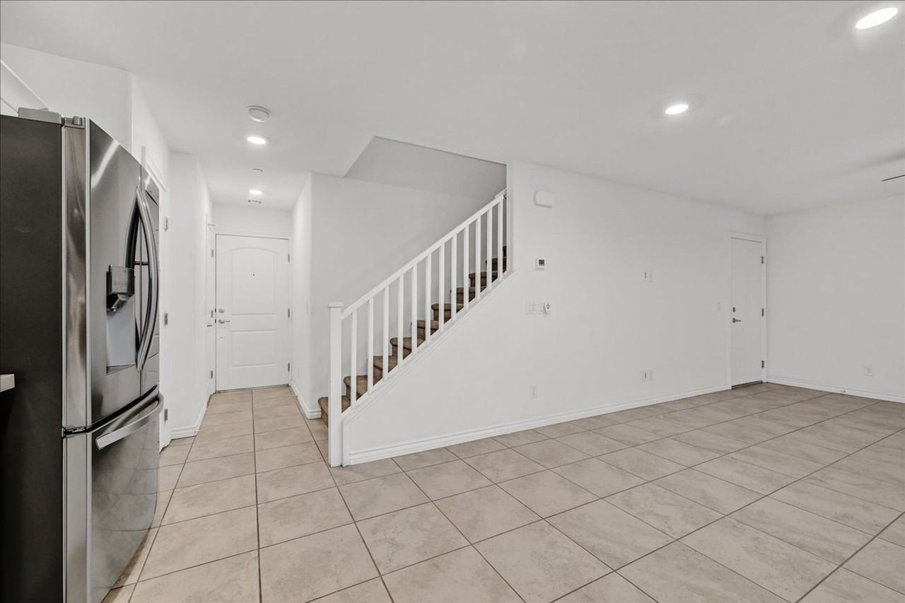 326 Quail Dove Ave - Photo 2 of 31