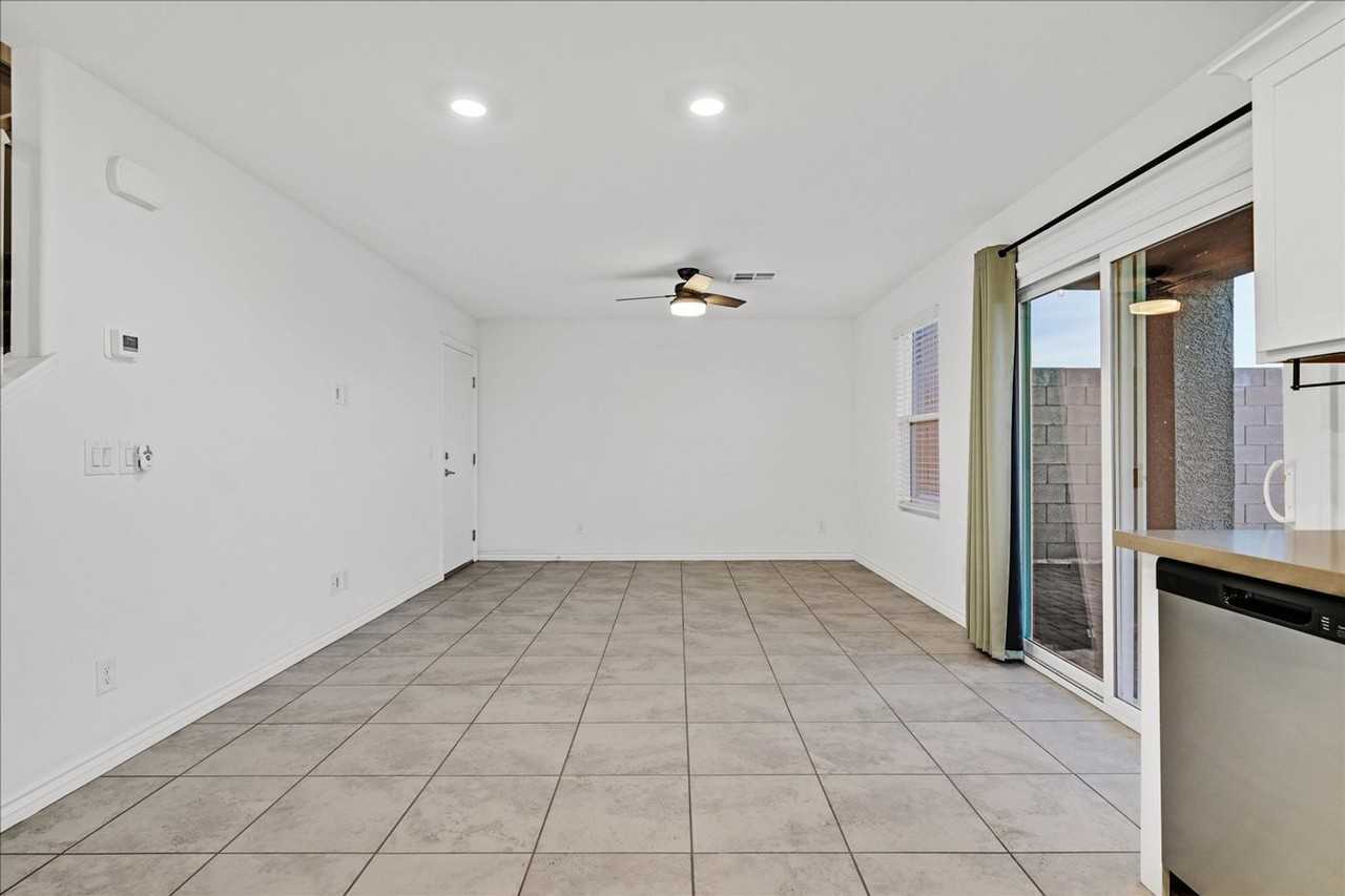 326 Quail Dove Ave - Photo 4 of 31