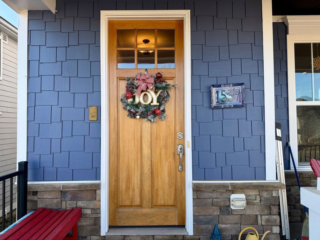 1539 Barnett St - Photo 3 of 45