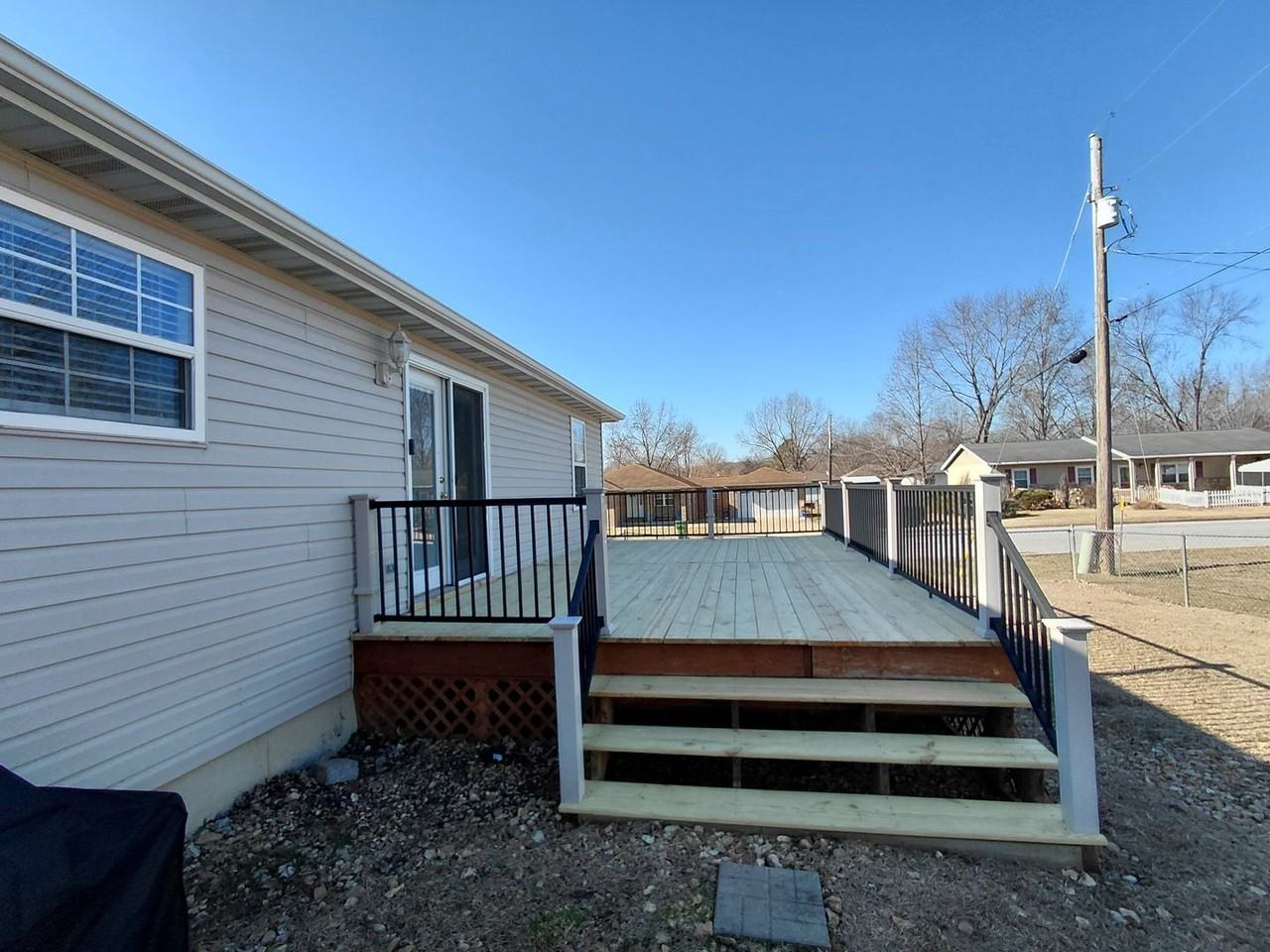 1801 Sandstone St - Photo 4 of 18