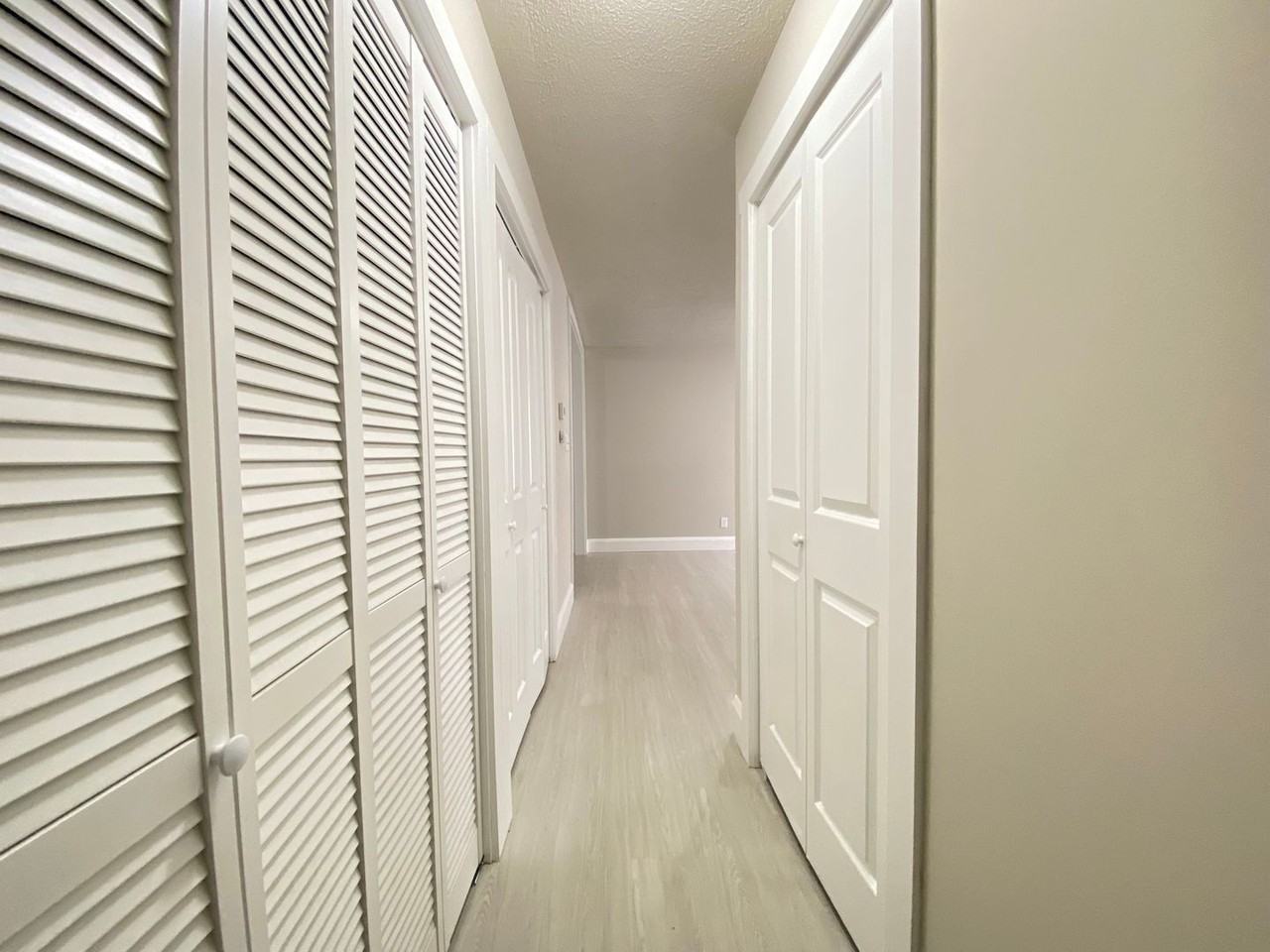 5240 E 13th Ave - Photo 7 of 12