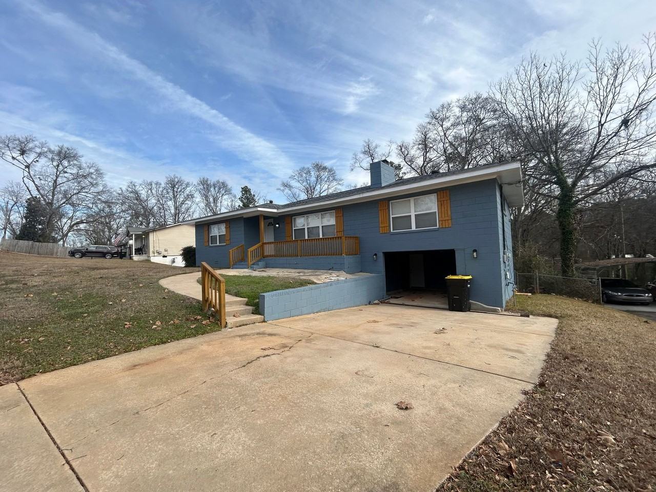 36 Mitchell St - Photo 2 of 28