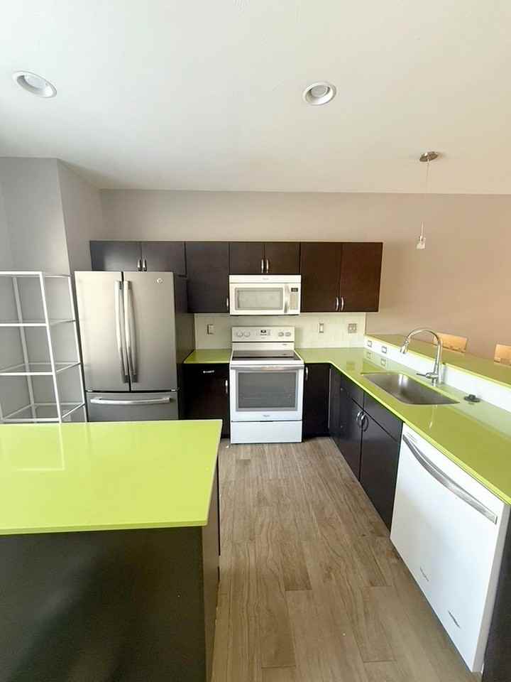 412 Enterprise Blvd #29 - Photo 5 of 17