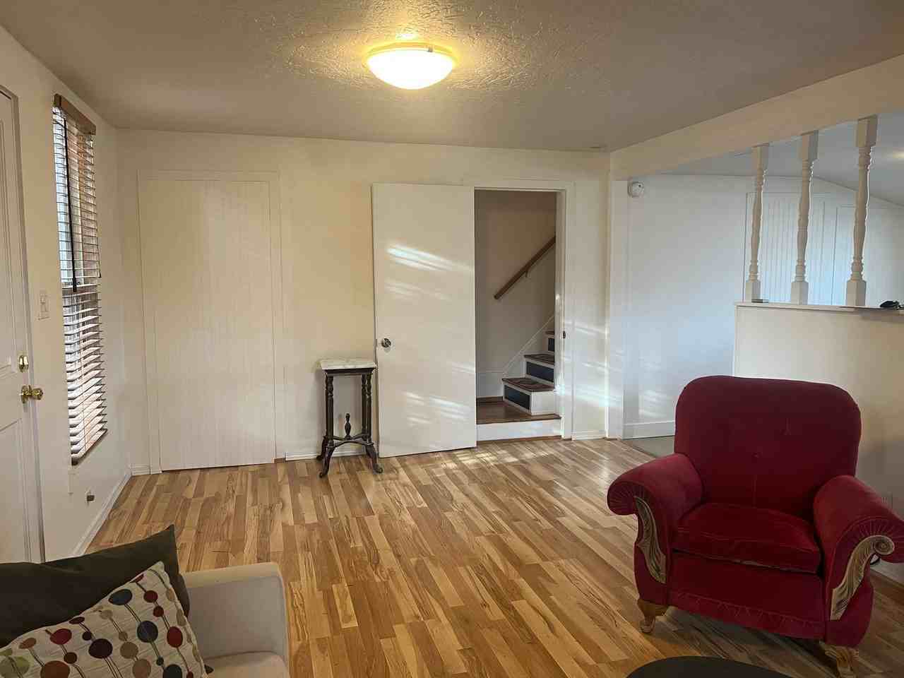 508 N Main St - Photo 5 of 24