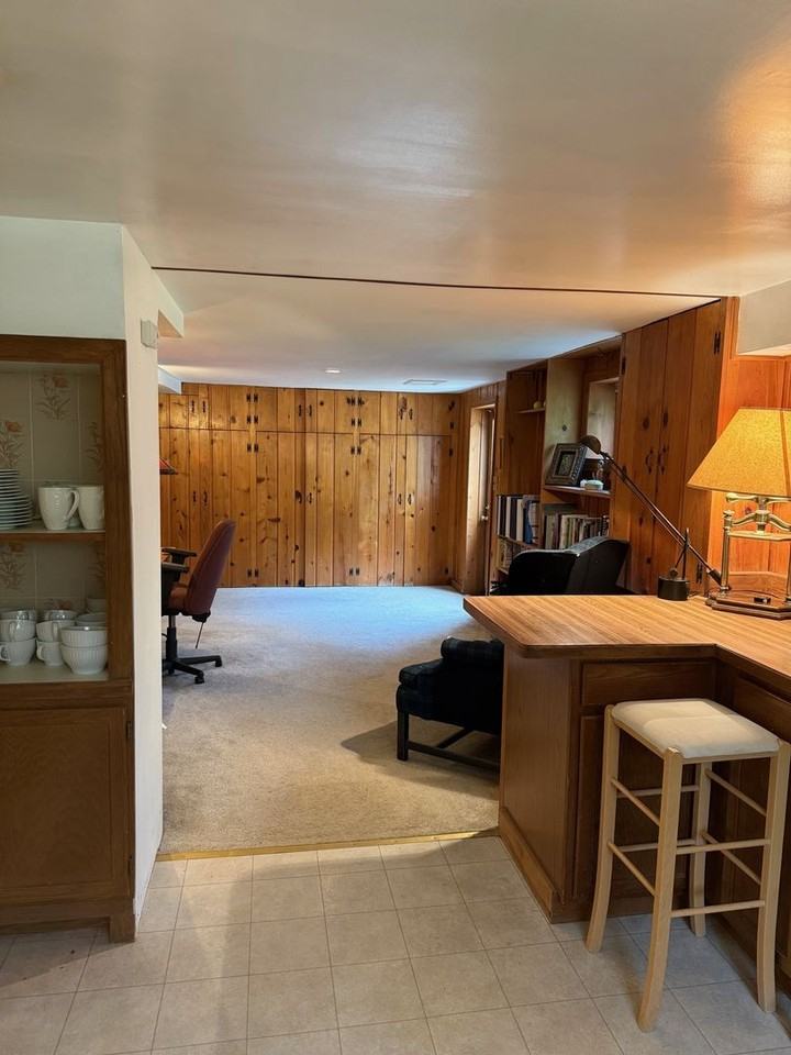 1905 Mariposa Ave - Photo 3 of 10