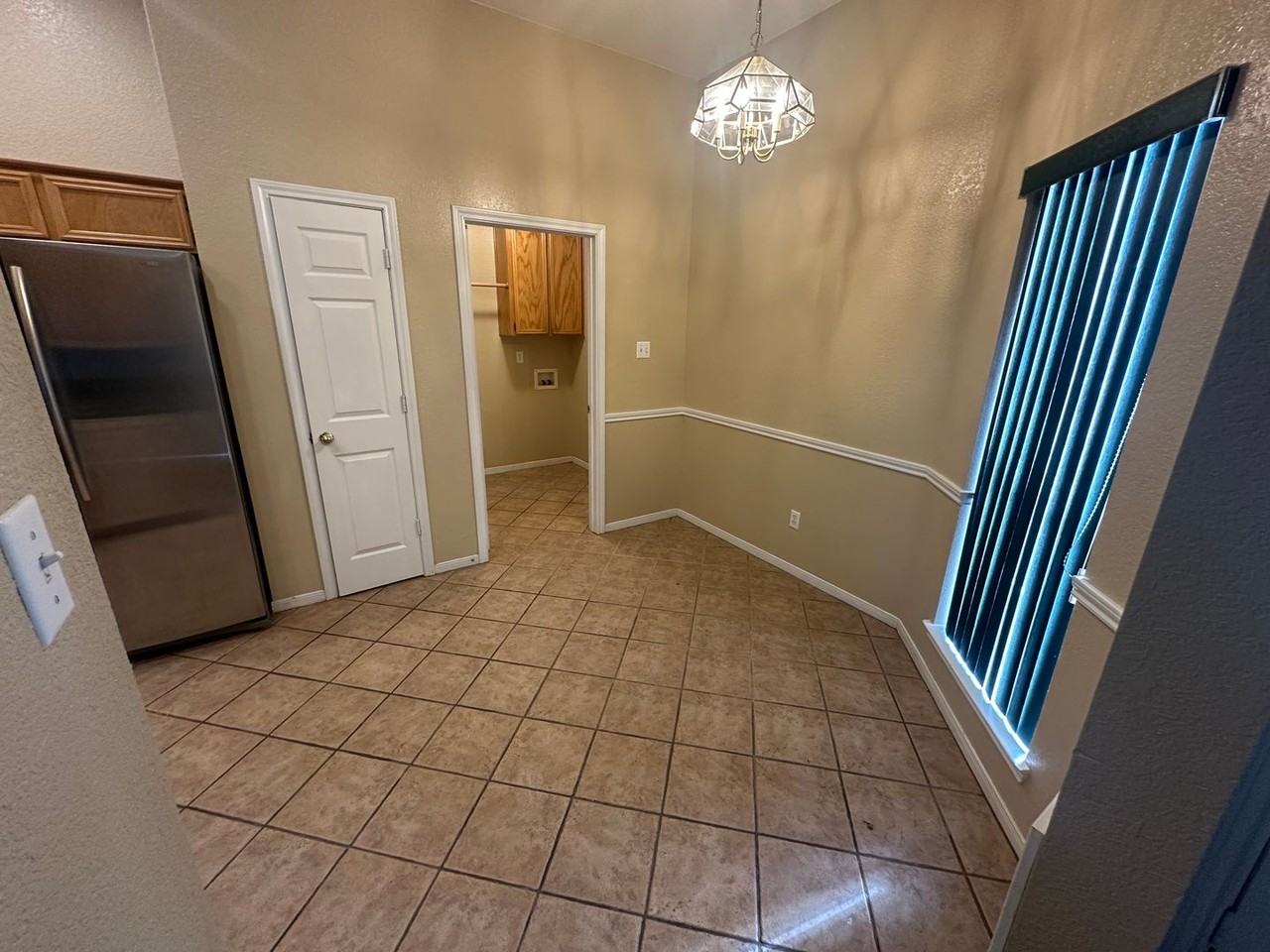 5504 Teal Dr - Photo 4 of 23