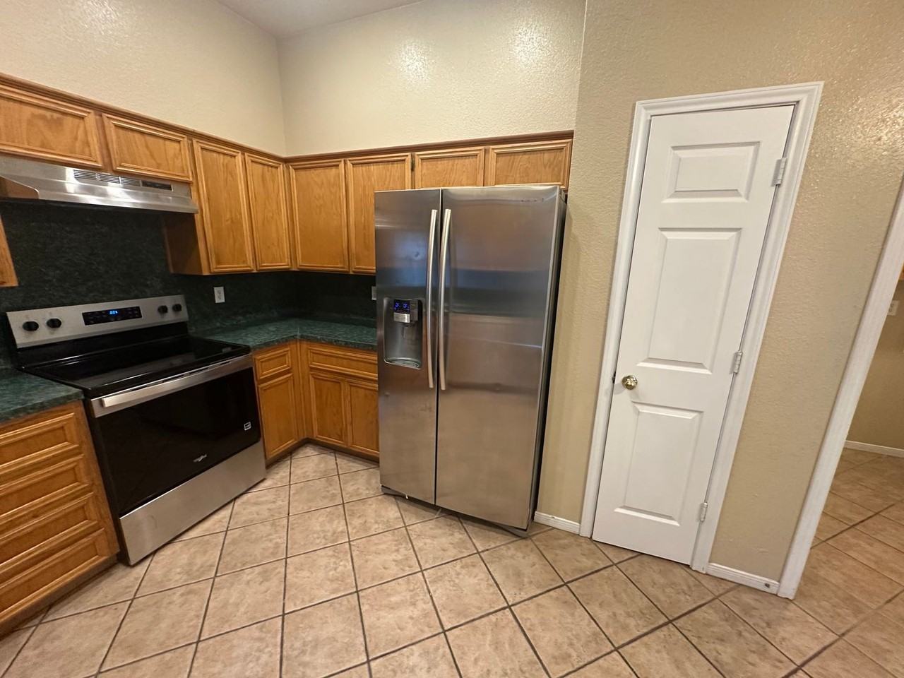 5504 Teal Dr - Photo 6 of 23