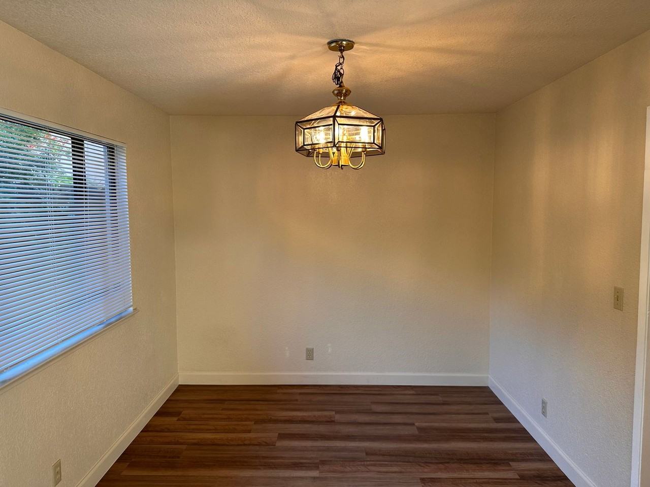 138 Seal Ct - Photo 7 of 14