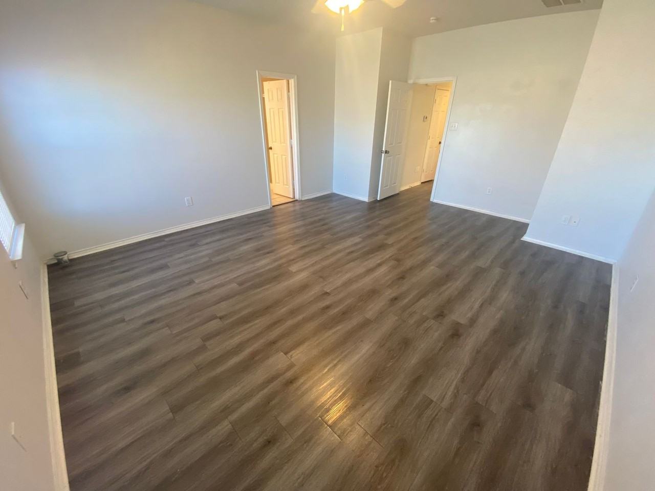 6708 86th St - Photo 6 of 13