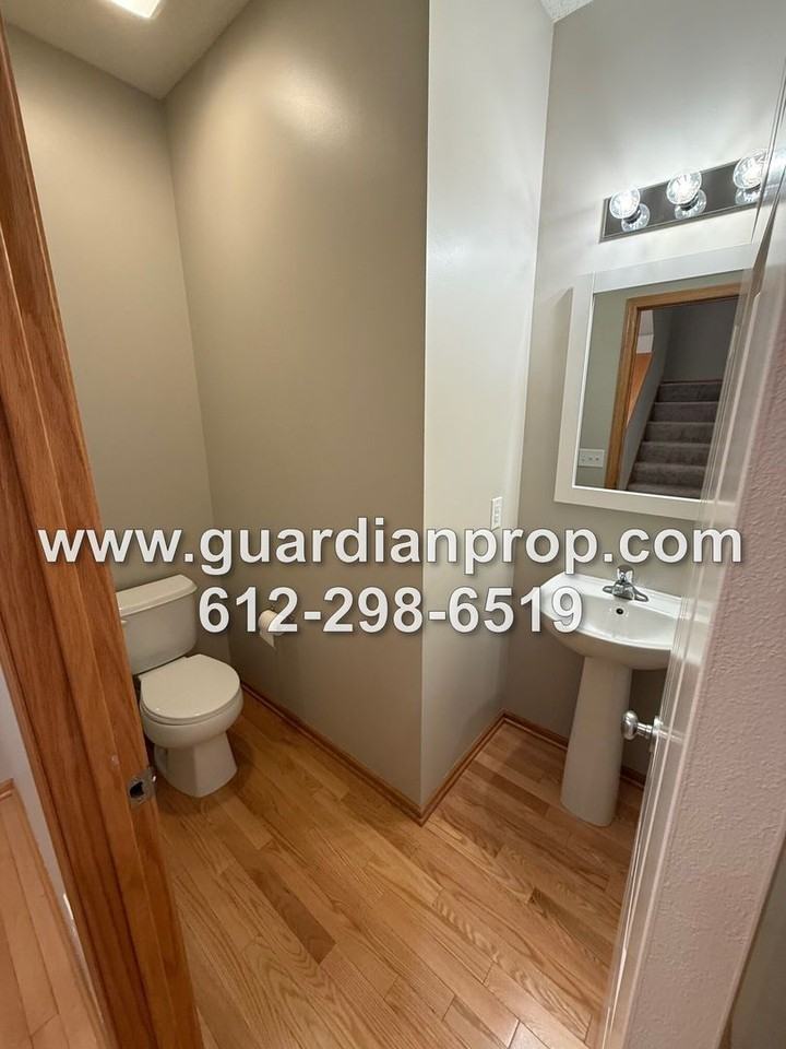 2495 121st Cir Ne #C - Photo 7 of 16