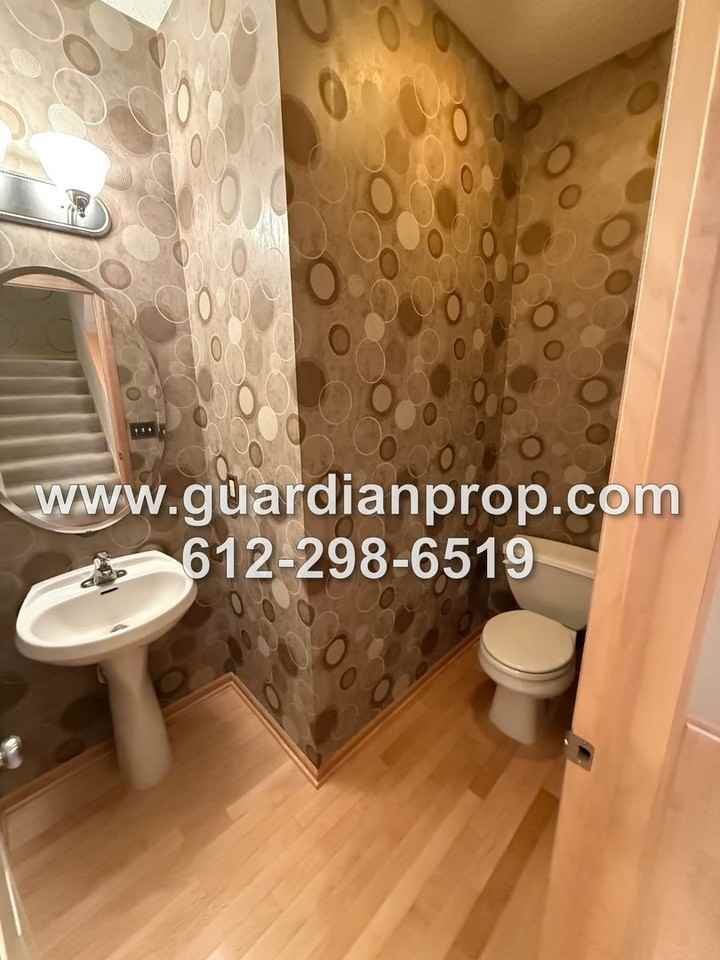 2408 121st Cir Ne #H - Photo 6 of 15