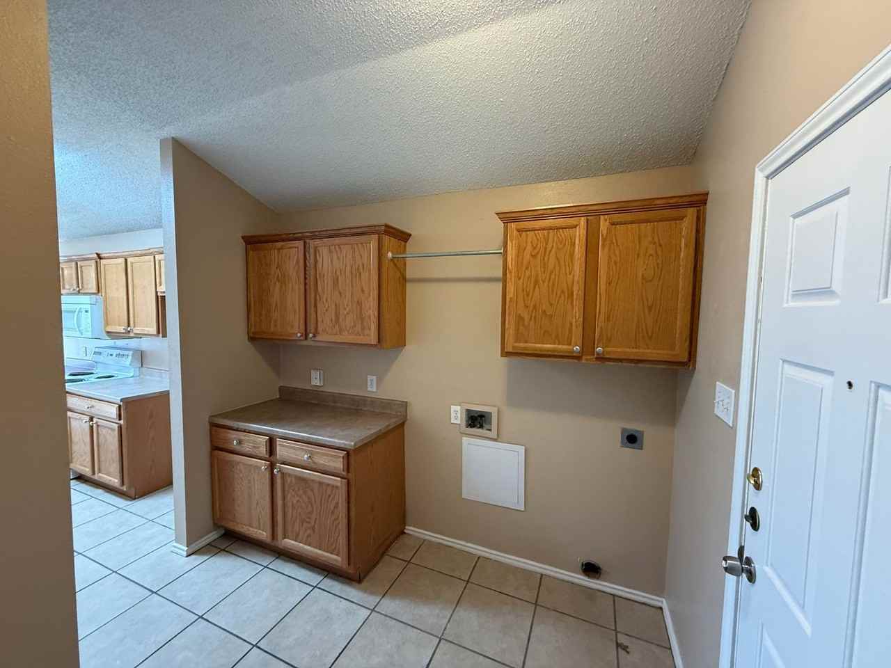 6519 88th St - Photo 7 of 12