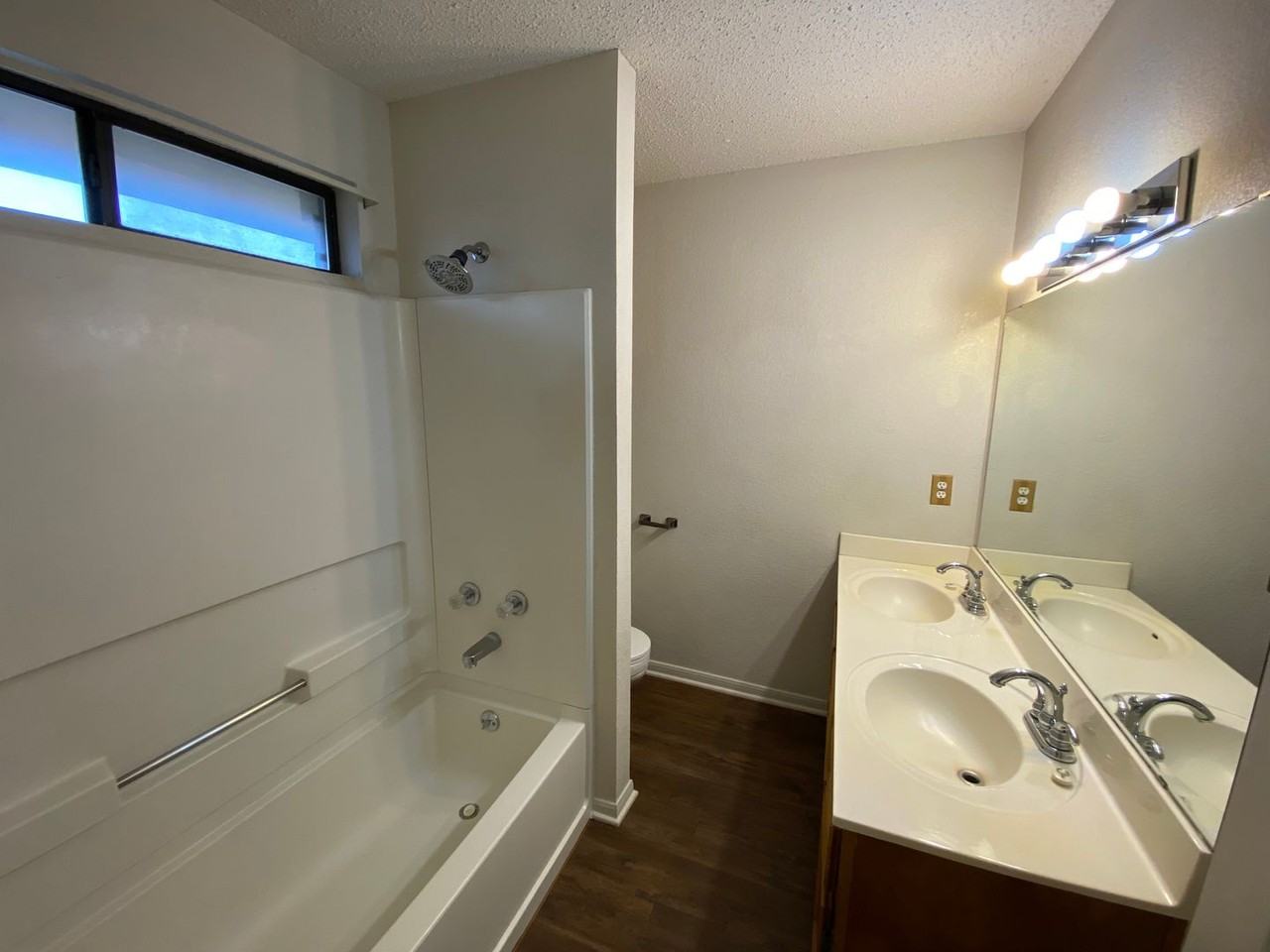 607 N 21st St - Photo 7 of 15