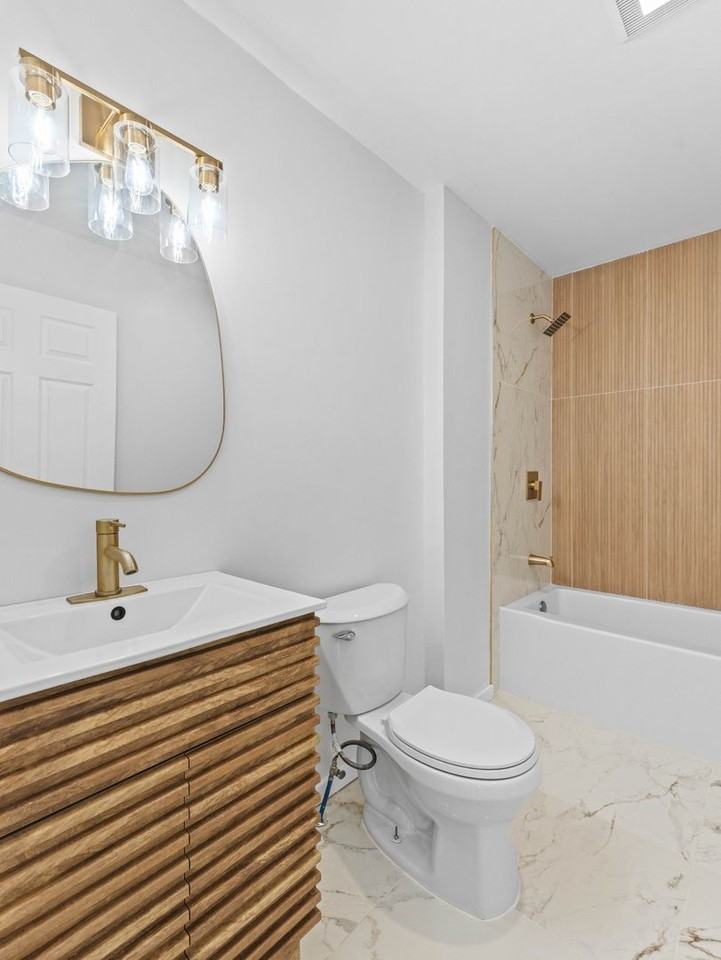 110 Titgen Ave - Photo 2 of 25