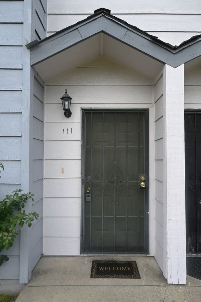 8272 Center Pkwy - Photo 2 of 18